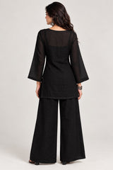 Zareen Noir Textured Kurti